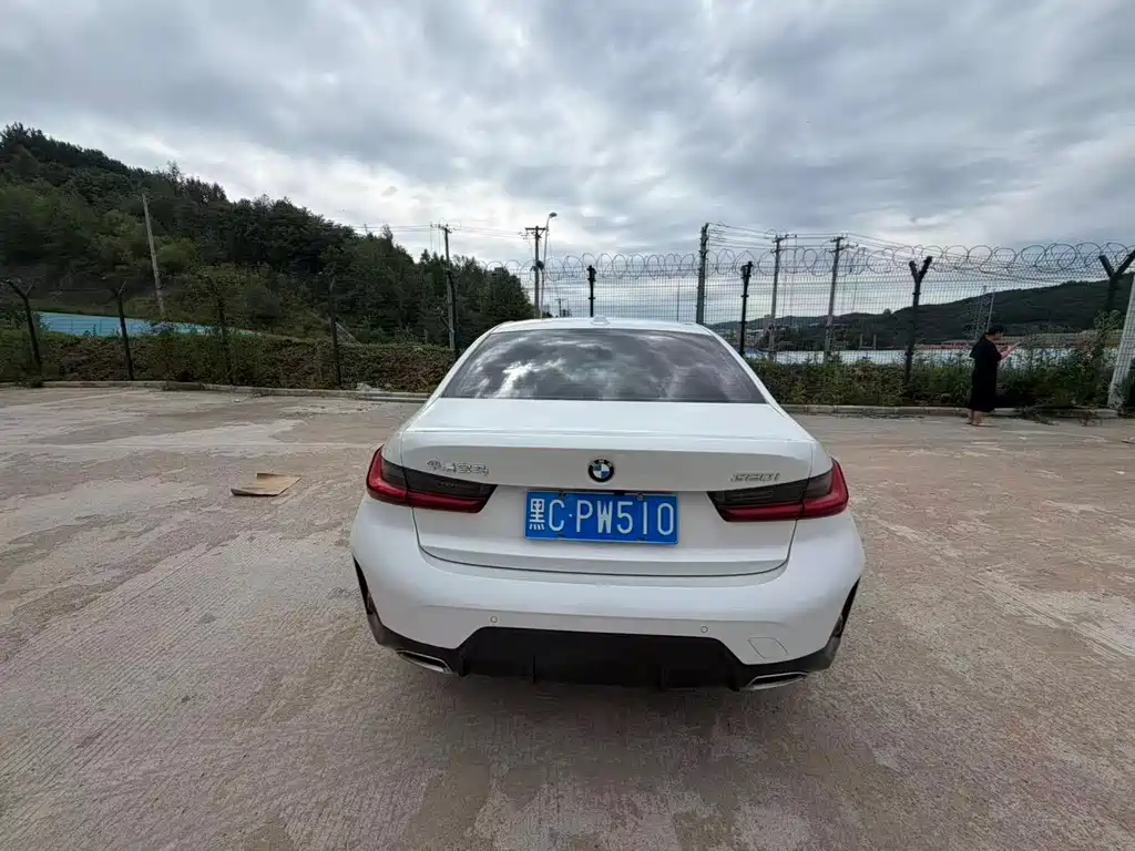 BMW 3 Series 2023