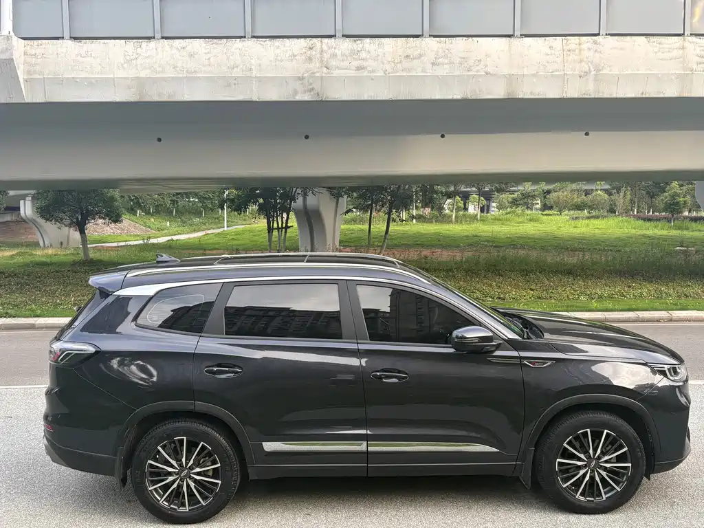 Chery Tiggo 8 PLUS 2022 — фото 8