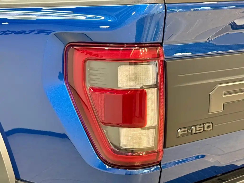 Ford F-150 Raptor 2023 — фото 10
