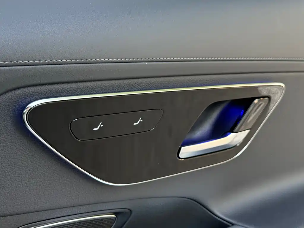 Mercedes-Benz C-Class 2021 — фото 24