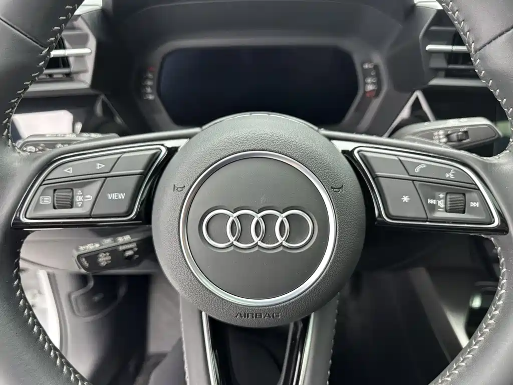 Audi A3 2022 — фото 13