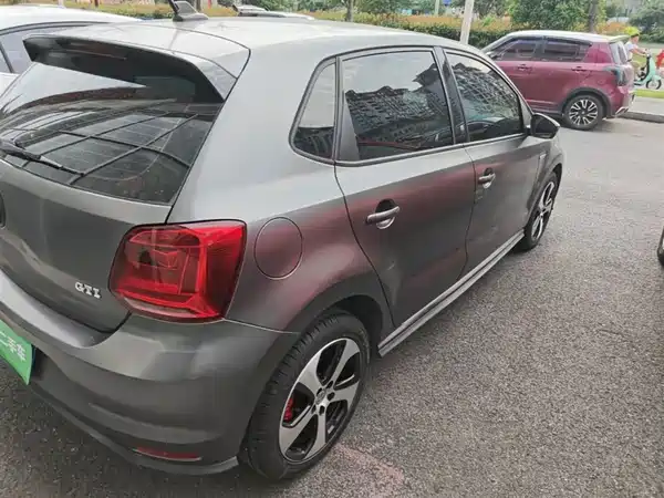 Volkswagen Polo 2015