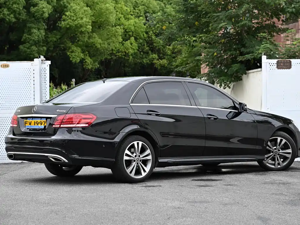 Mercedes-Benz E-Class 2014