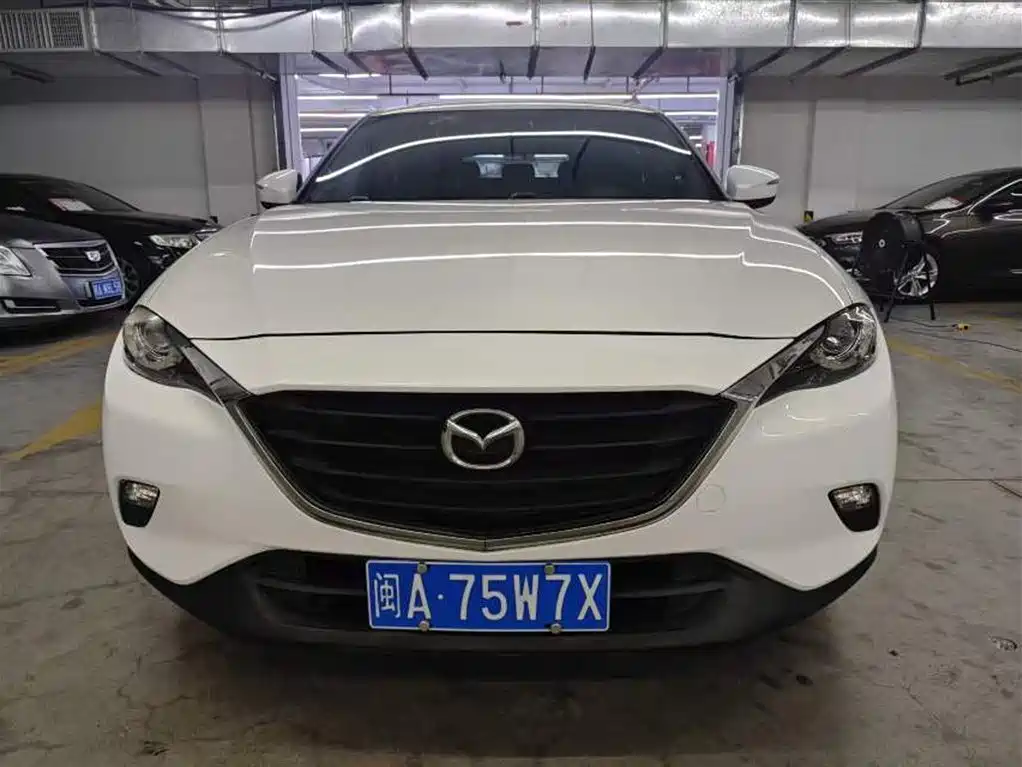 Mazda CX-4 2017 — фото 2