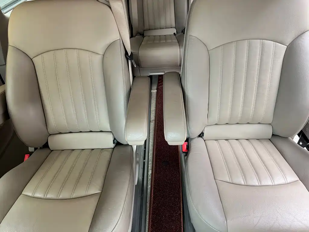 Mercedes-Benz Viano 2017 — фото 17