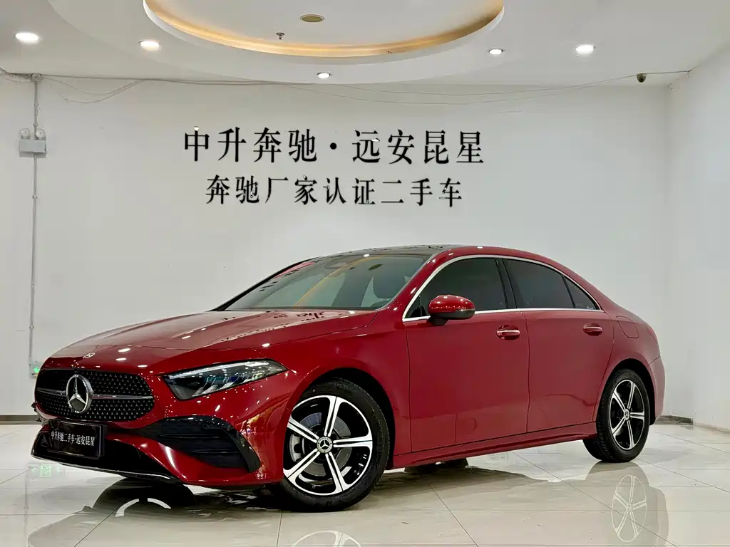 Mercedes-Benz A-Class 2023 — фото 1