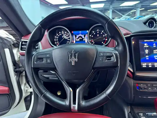 Maserati Ghibli 2016