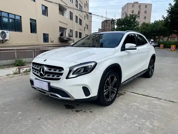 Mercedes-Benz GLA 2018