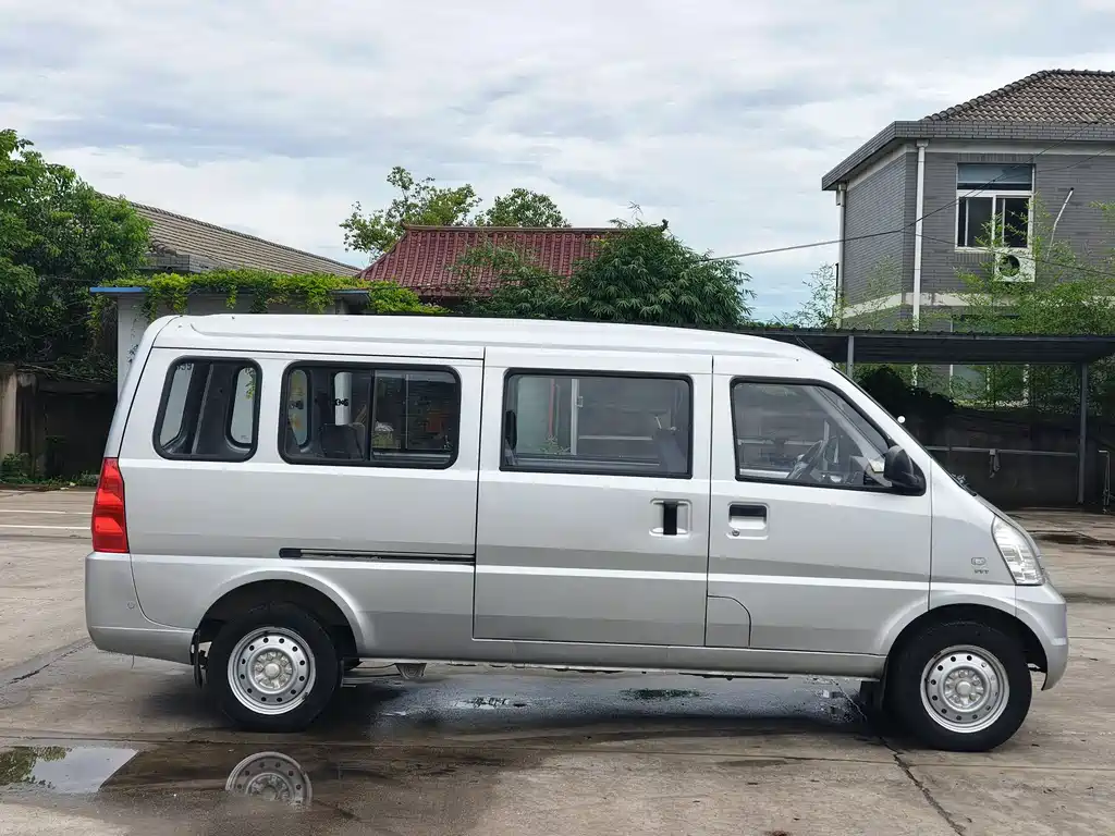Wuling Rongguang 2019 — фото 8