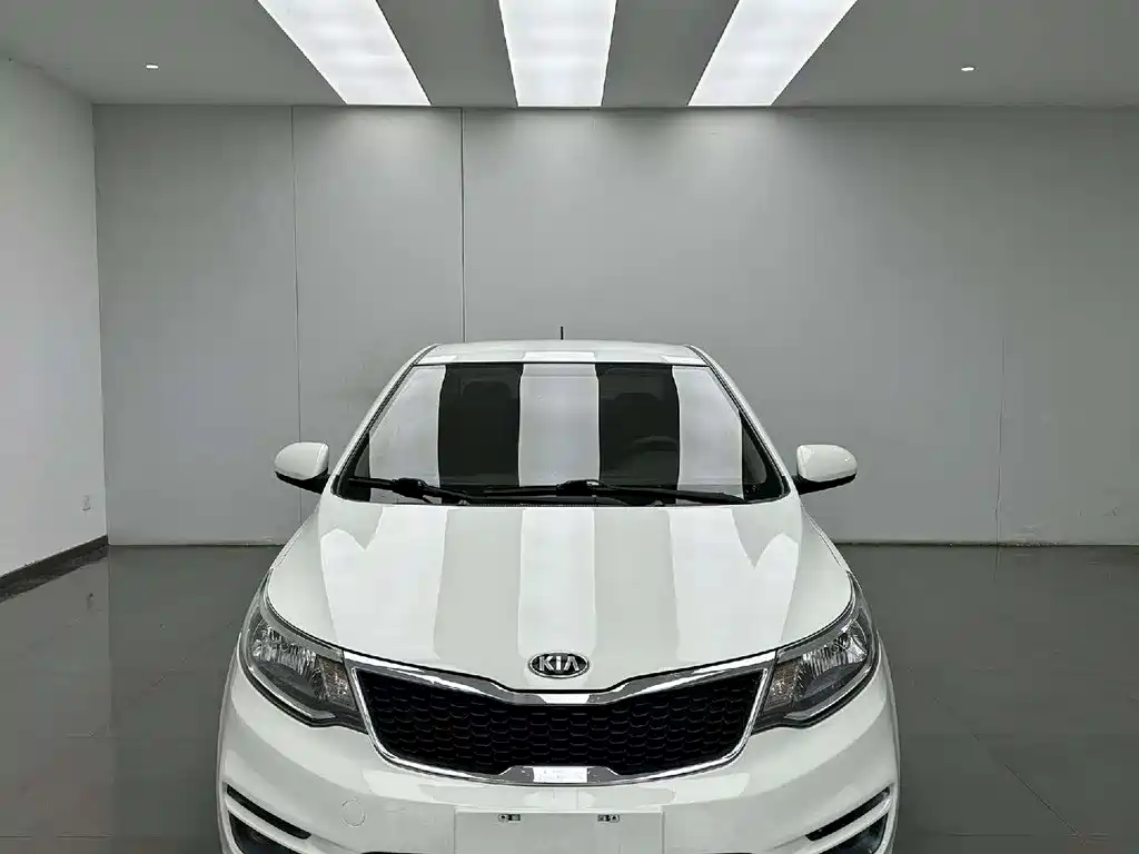 Kia K2 2016 — фото 2