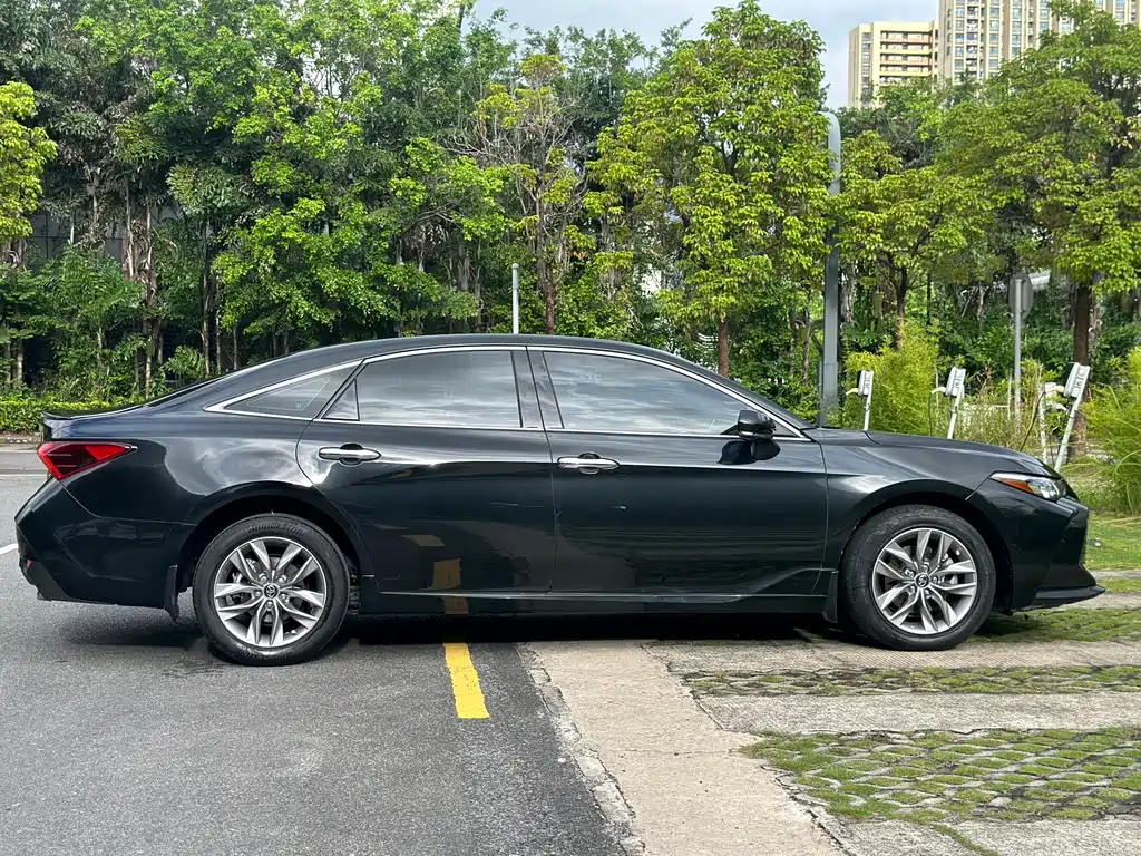 Toyota Avalon 2021 — фото 18