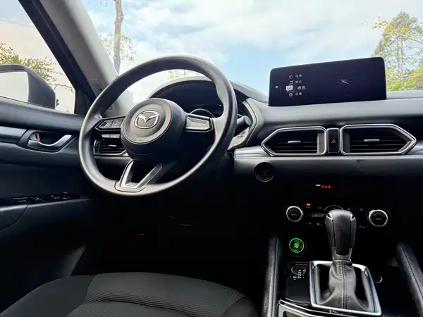 Mazda CX-5 2025