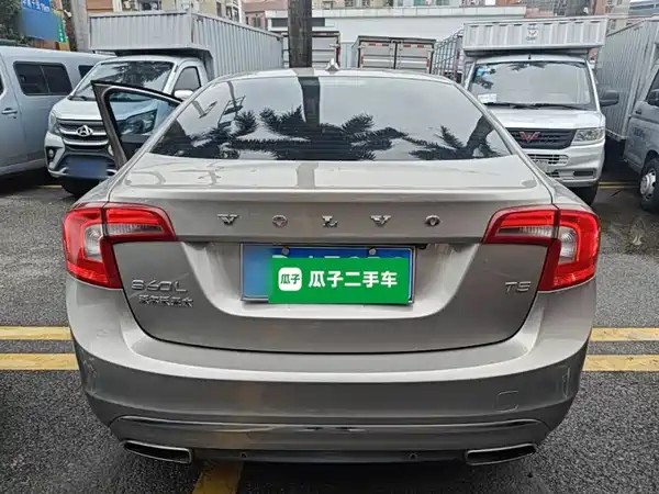 Volvo S60 2016