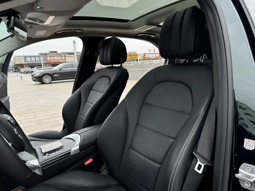 Mercedes-Benz C-Class 2021 — фото 13