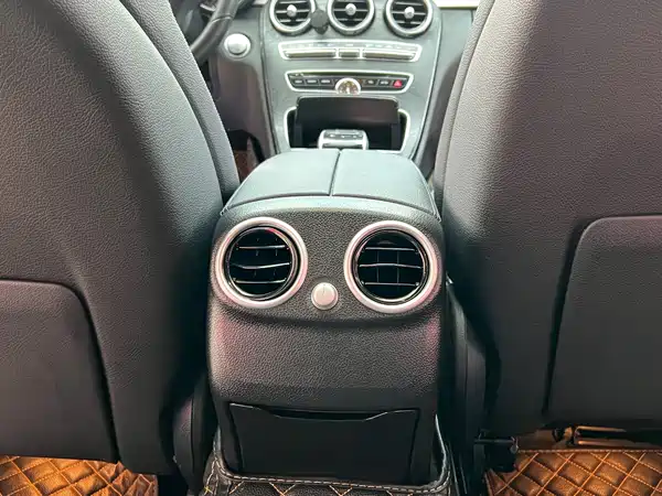 Mercedes-Benz C-Class 2018