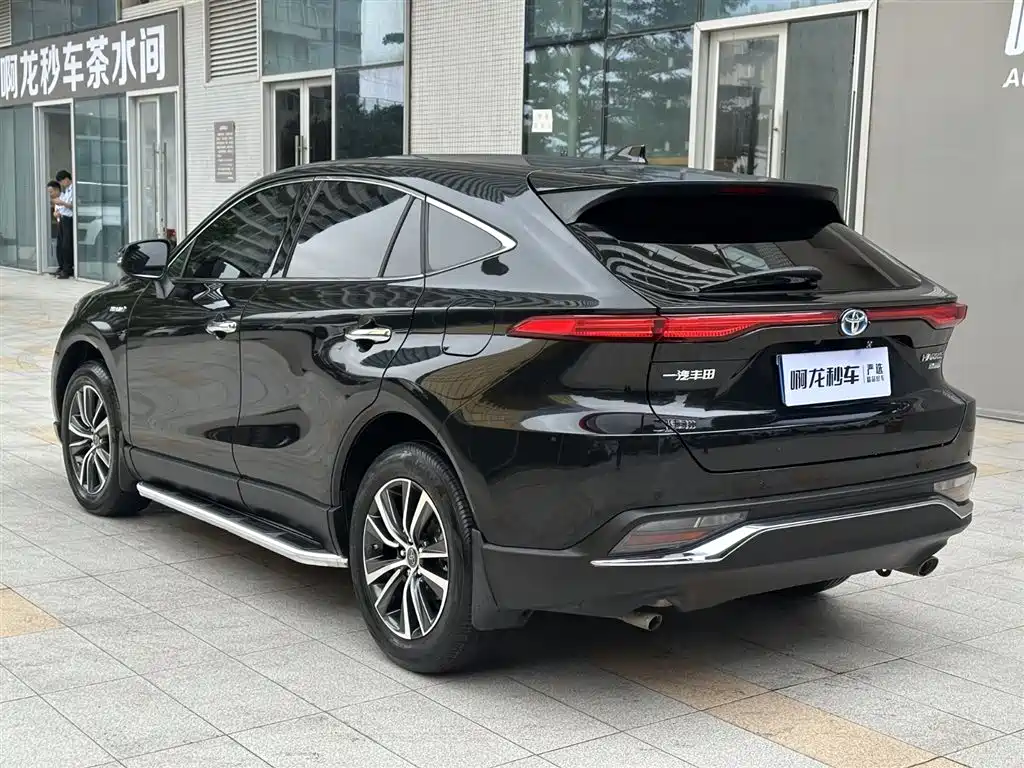 Toyota Harrier 2023 — фото 13