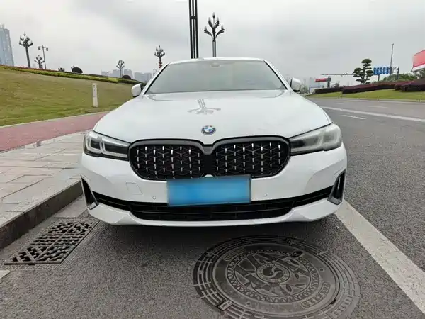 BMW 5 Series 2021