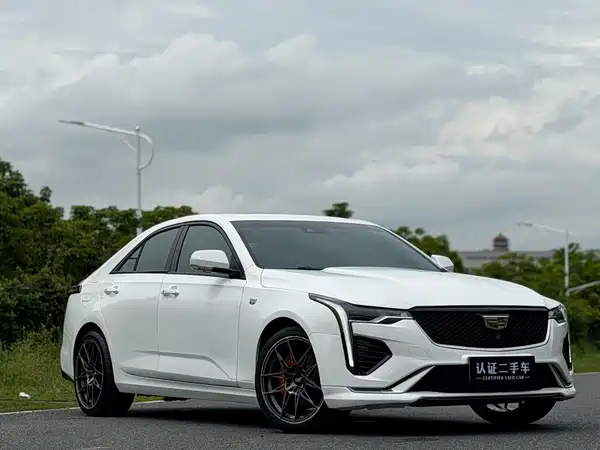 Cadillac CT4 2020