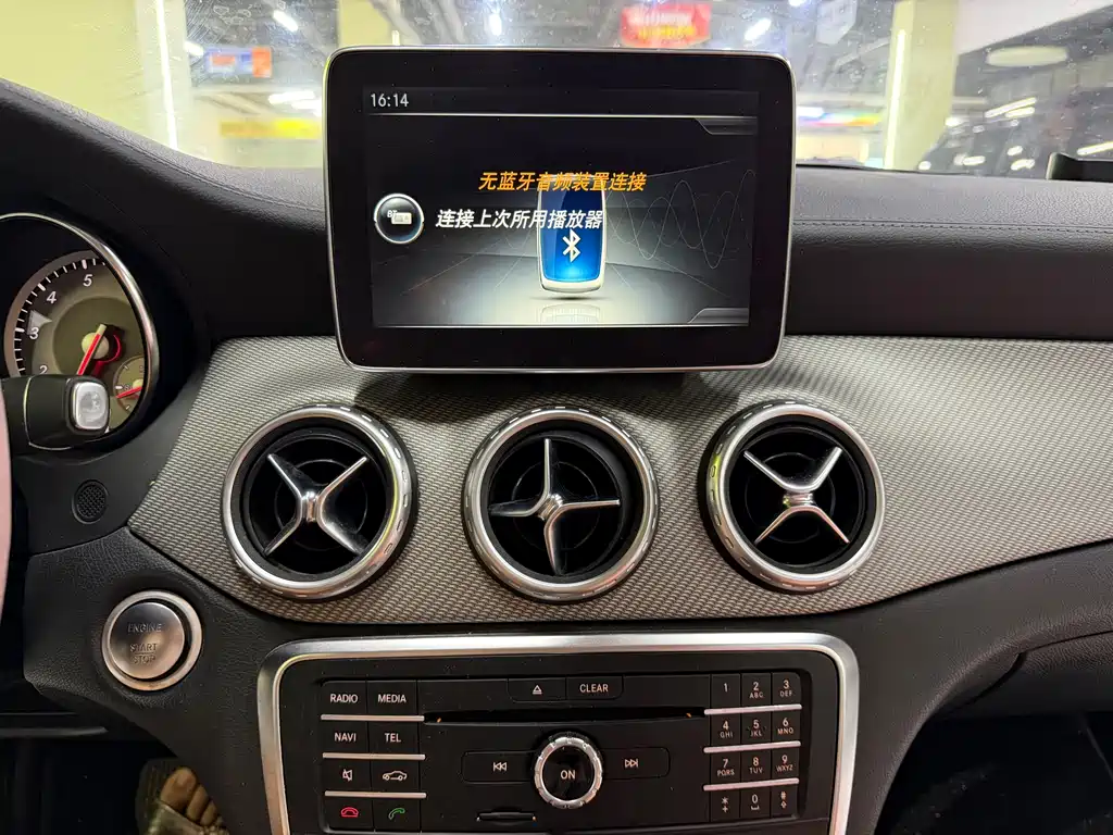 Mercedes-Benz GLA 2017 — фото 14