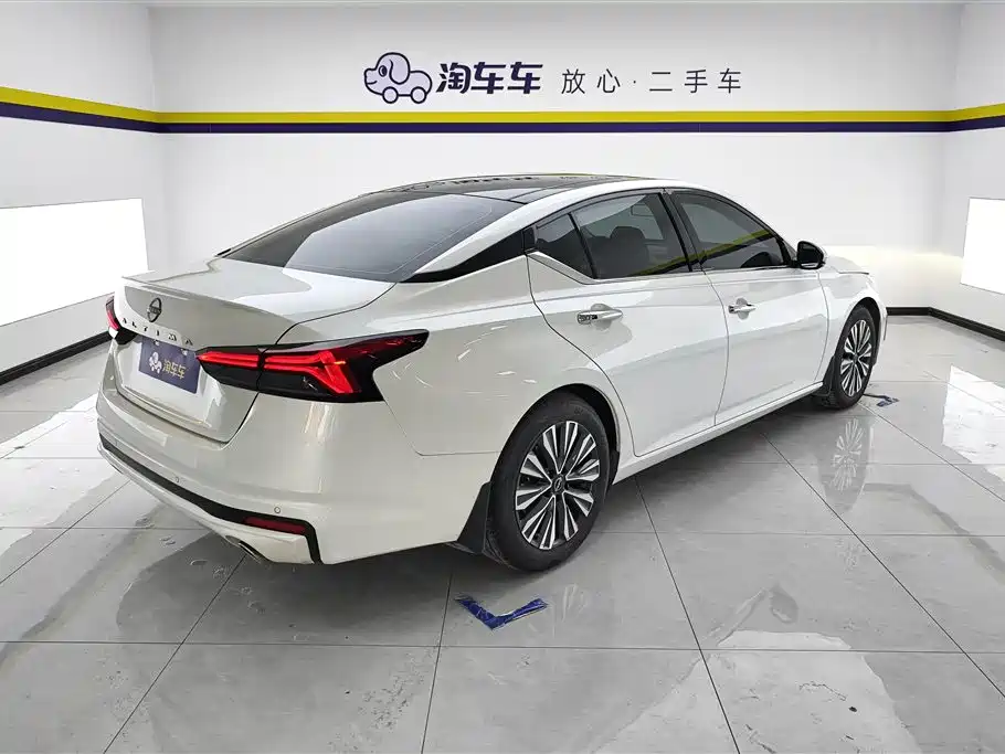 Nissan Teana 2023 — фото 3