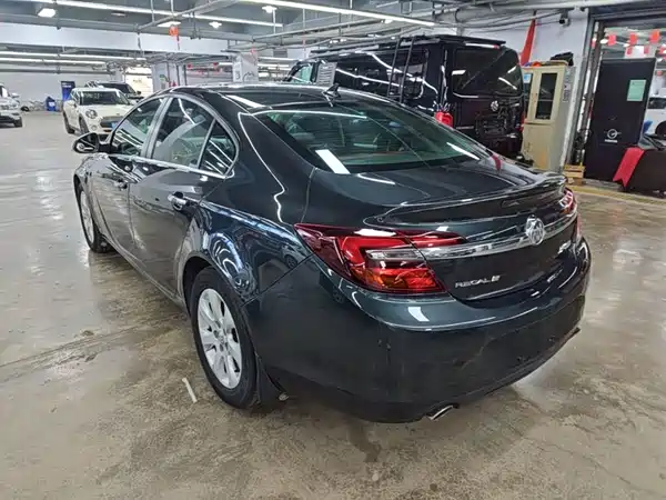 Buick Regal 2016