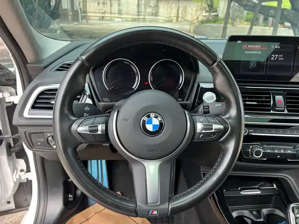 BMW 1 Series 2023