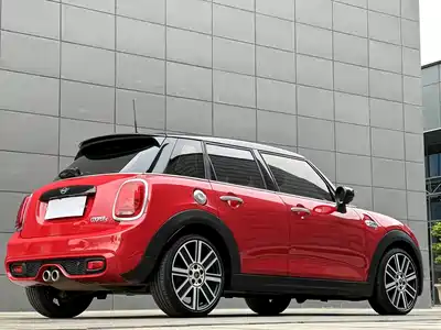MINI MINI 2020