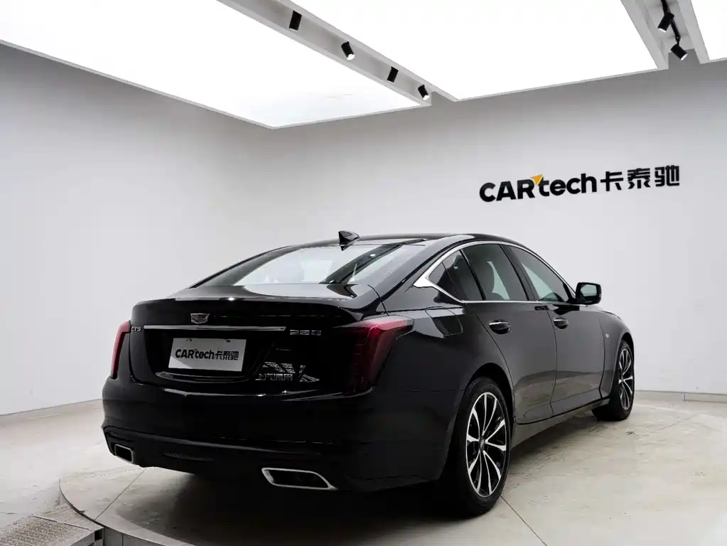 Cadillac CT5 2021 — фото 26