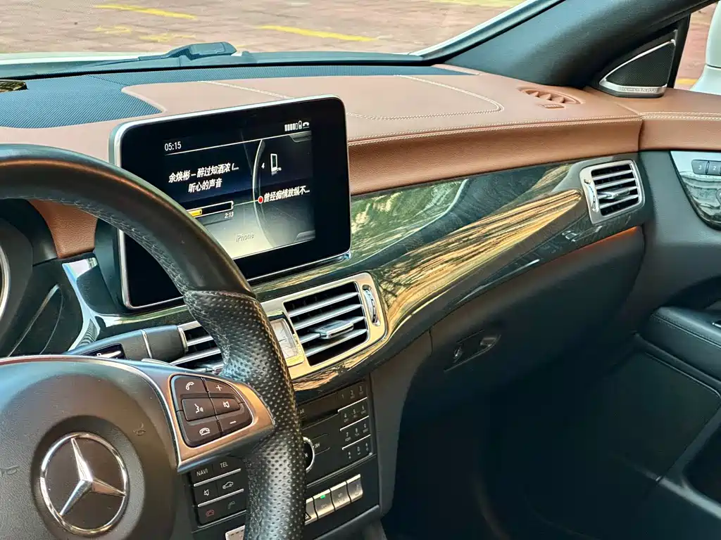 Mercedes-Benz CLS 2018 — фото 12