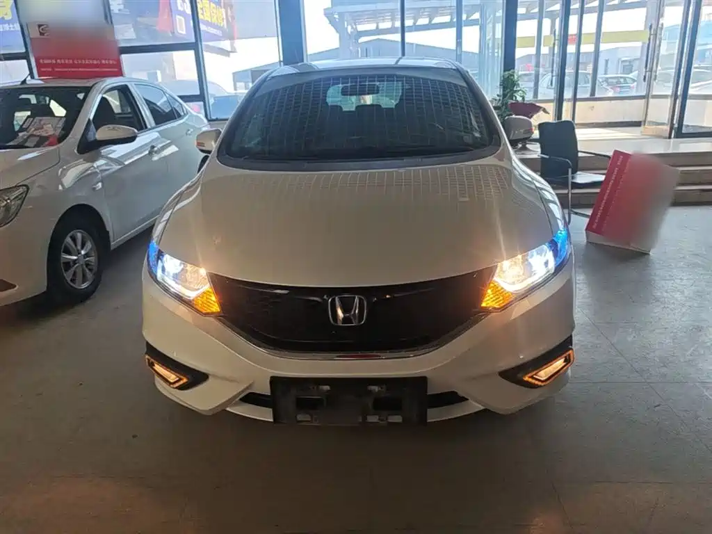 Honda Jade 2016 — фото 3