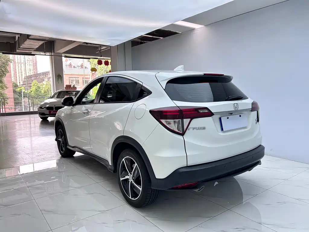 Honda Vezel 2021 — фото 5
