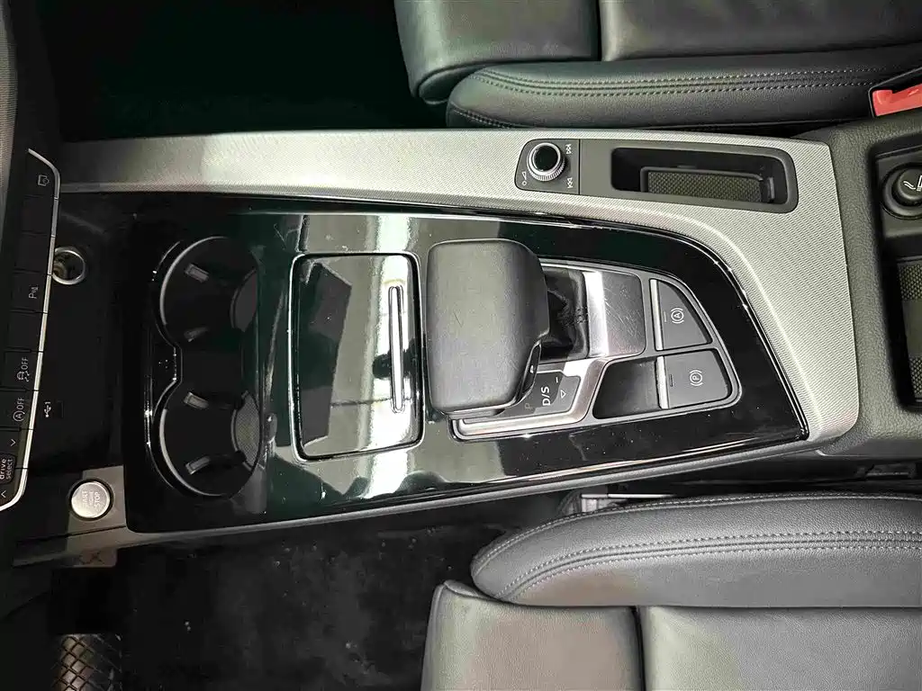 Audi A5 2022 — фото 10