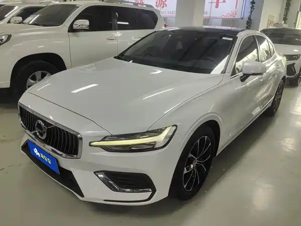 Volvo S60 2021