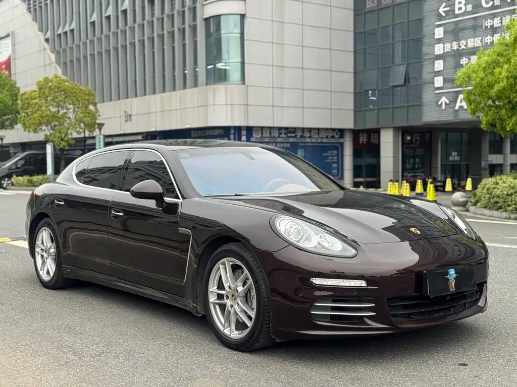 Porsche Panamera 2015 — фото 3