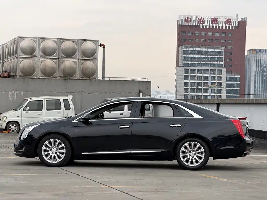 Cadillac XTS 2016 — фото 5