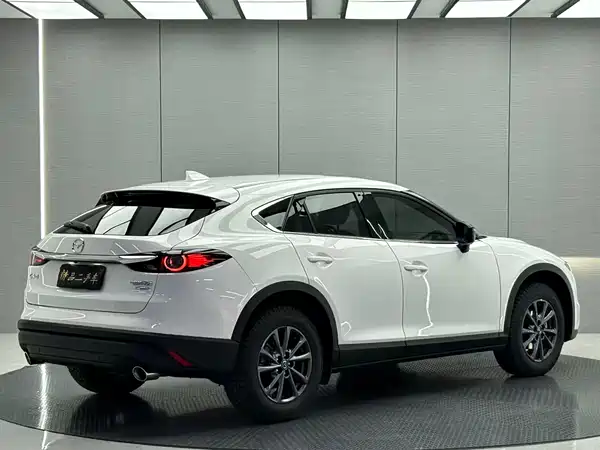 Mazda CX-4 2021
