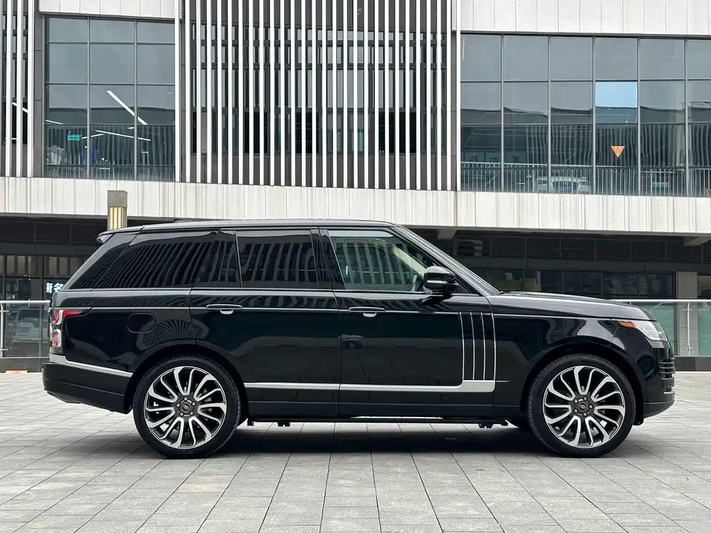 Land Rover Range Rover 2022 — фото 4