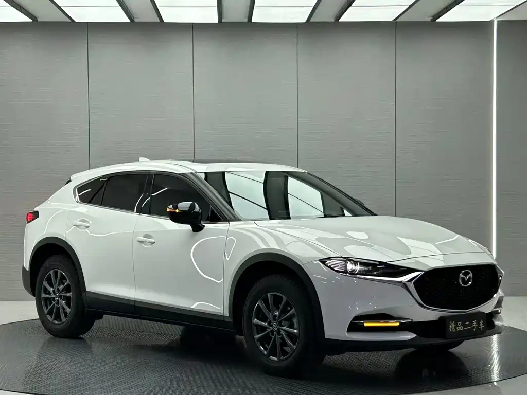 Mazda CX-4 2023 — фото 6