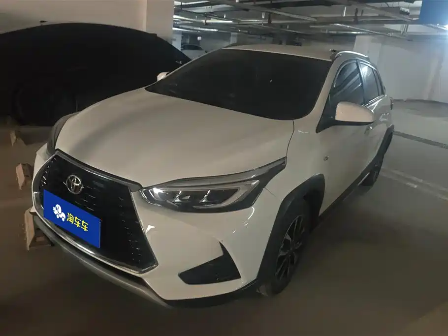 Toyota Yaris L 2022