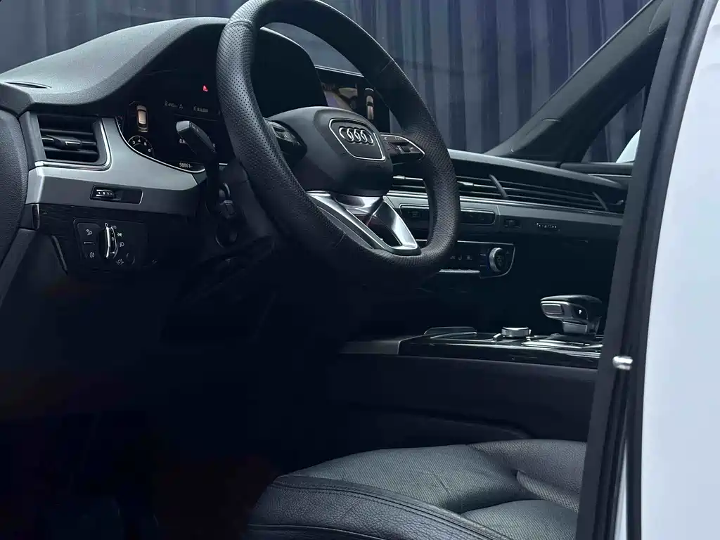 Audi Q7 2017