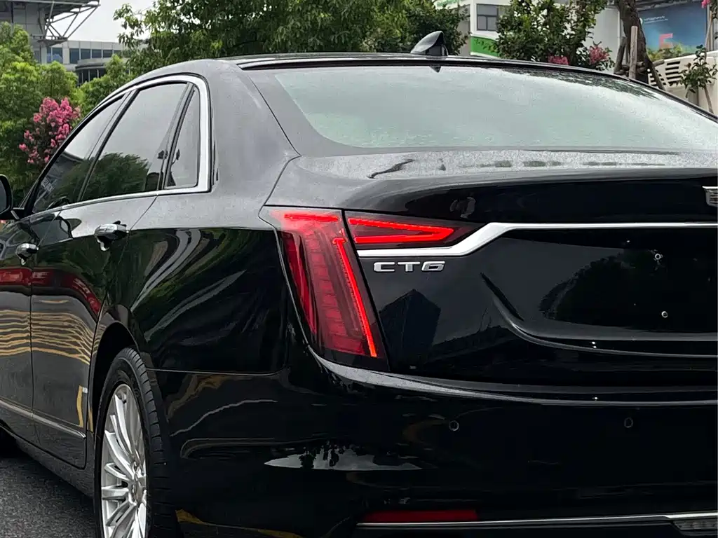 Cadillac CT6 2019 — фото 6