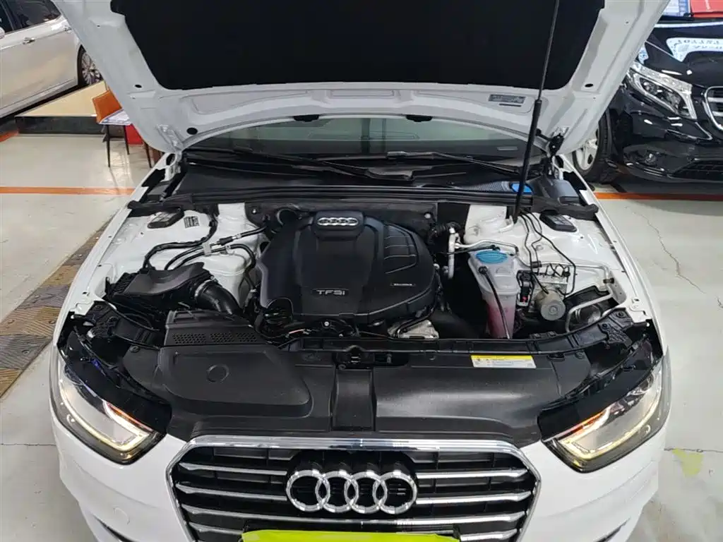 Audi A4L 2016 — фото 20