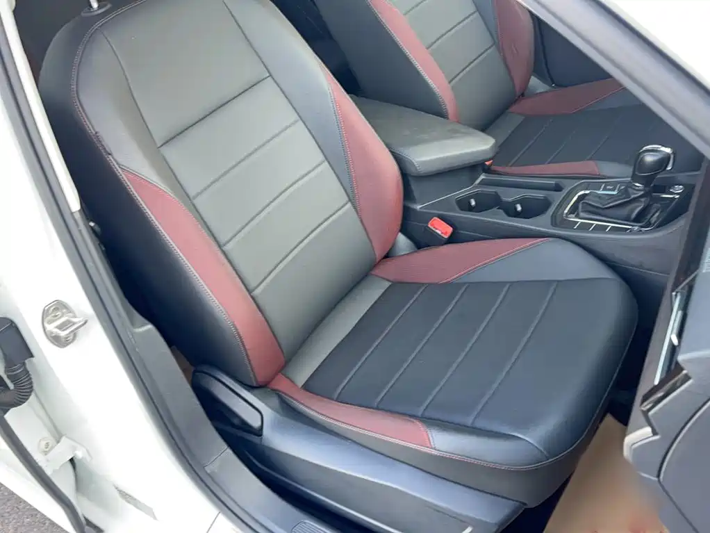 Volkswagen Bora 2019 — фото 20