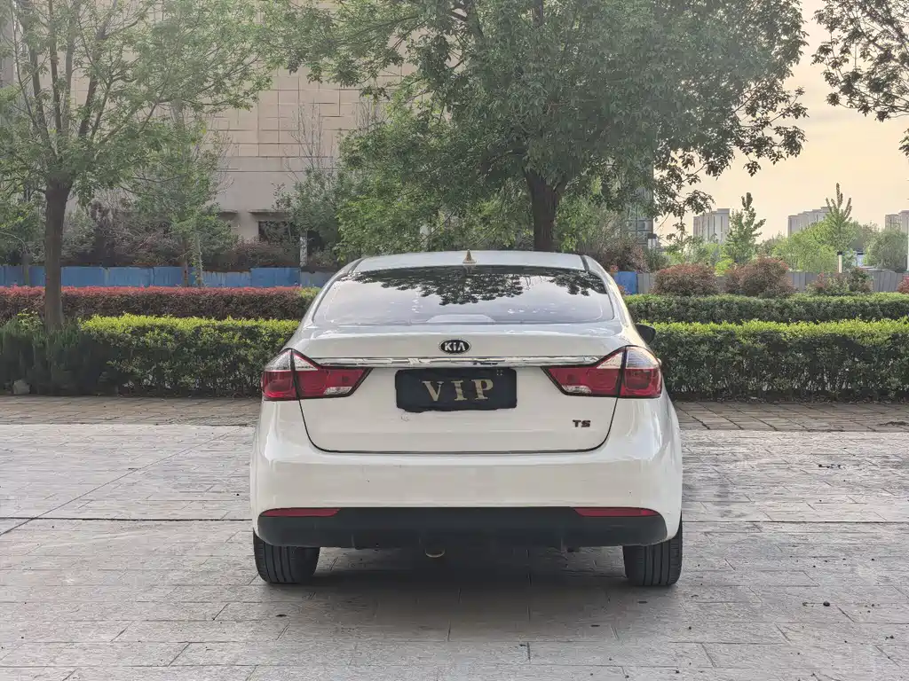 Kia K3 2016