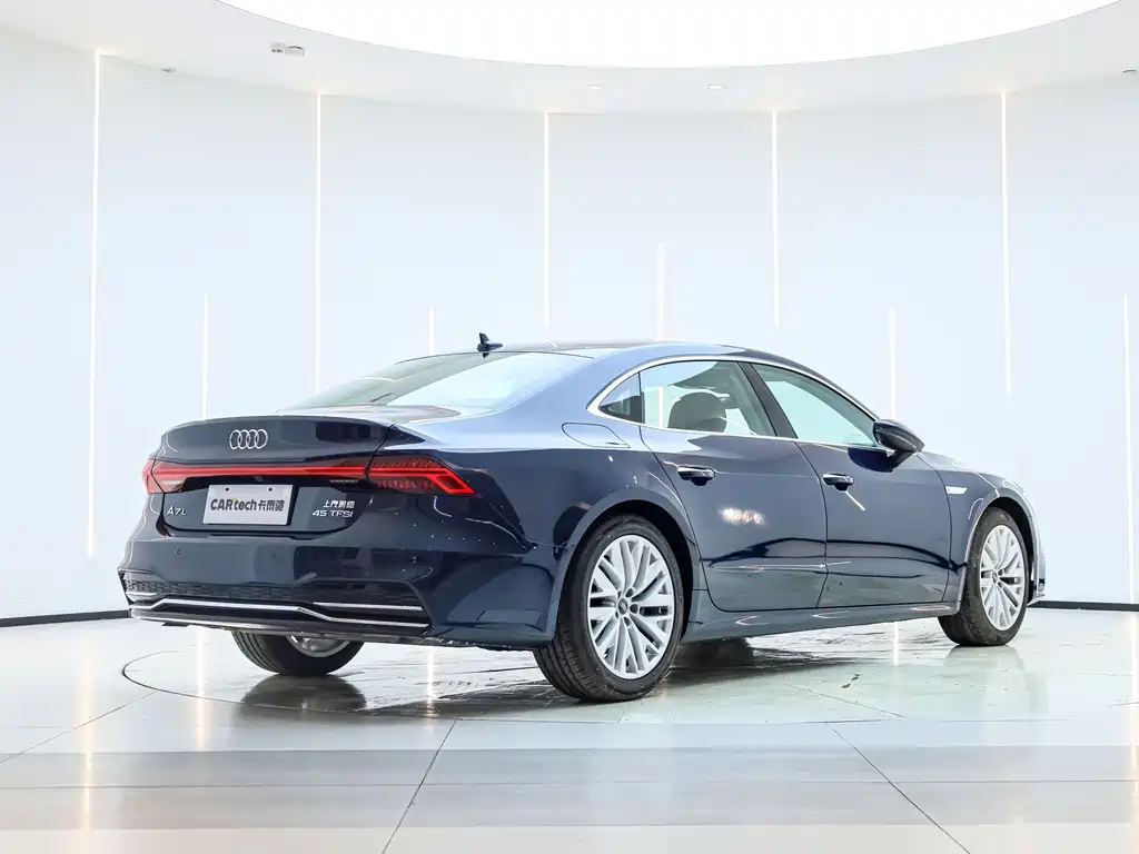 Audi A7L 2024 — фото 4