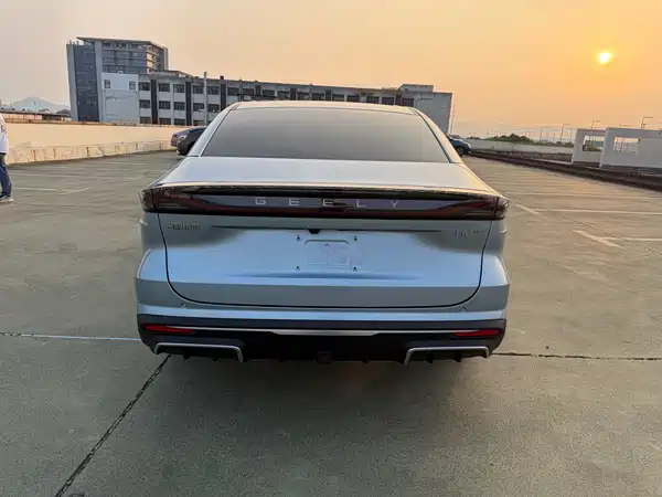 Geely Galaxy L6 2025