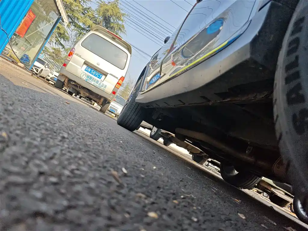 Roewe RX5 2021 — фото 19