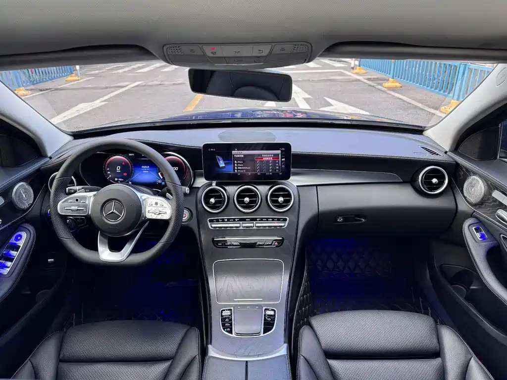 Mercedes-Benz C-Class 2020 — фото 10