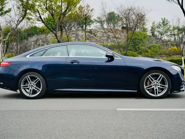 Mercedes-Benz E-Class 2017