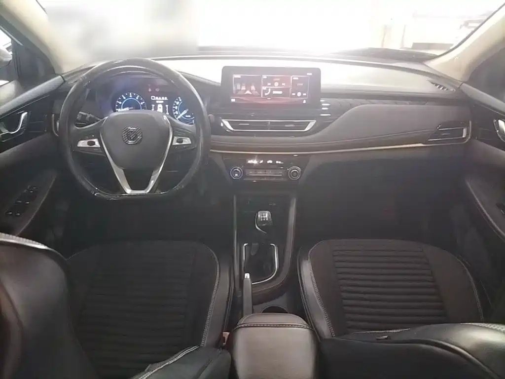 Changan Eado DT 2021 — фото 10